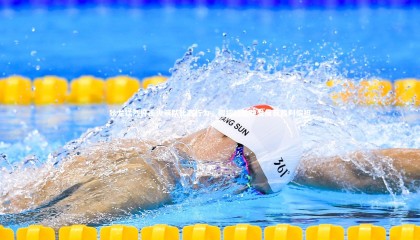 爱游戏官网-狄龙猛烈抨击火箭队比赛行为，假摔拉扯频发反获裁判偏袒